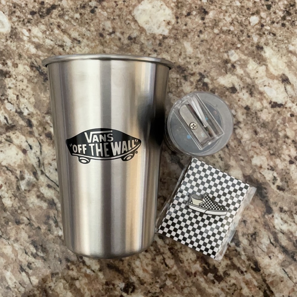 Vans Merchandise - Picture 2 of 3